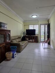 Blk 827 TAMPINES GROVE (Tampines), HDB 3 Rooms #600630411